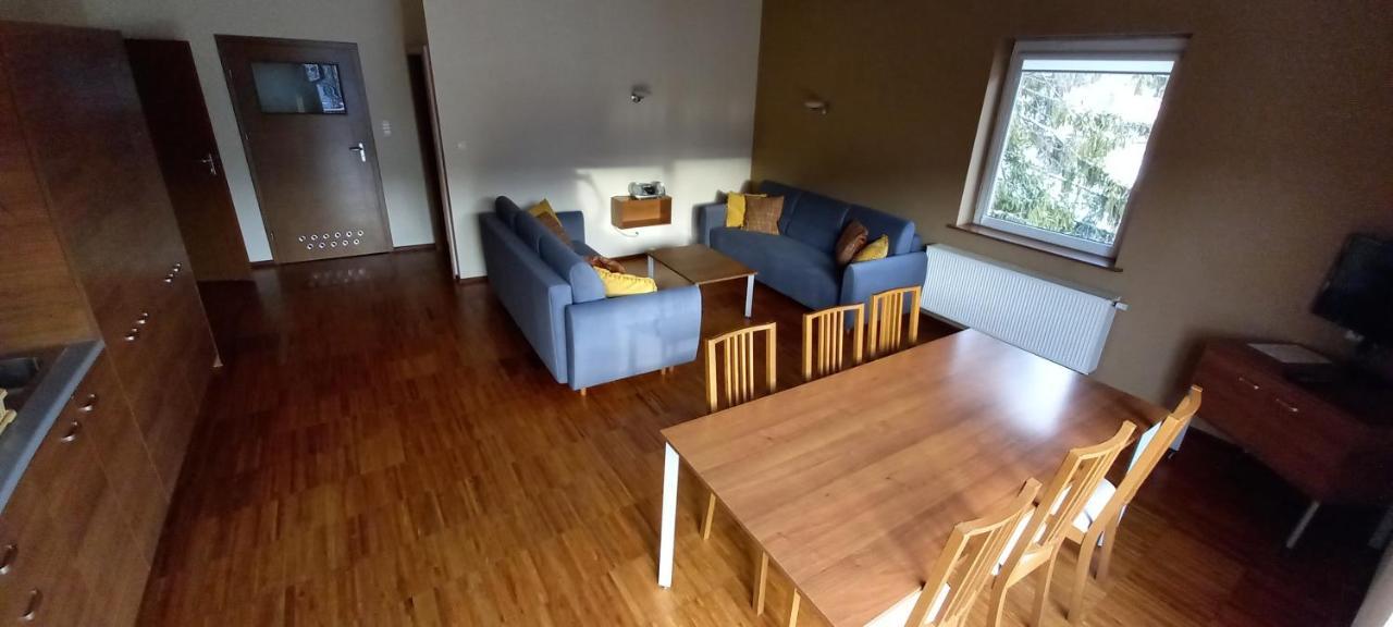 Zawoja1560 Apartamenty Przy Aptece Luaran gambar