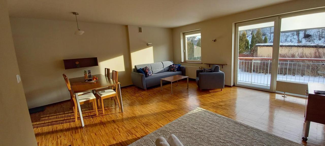 Zawoja1560 Apartamenty Przy Aptece Luaran gambar